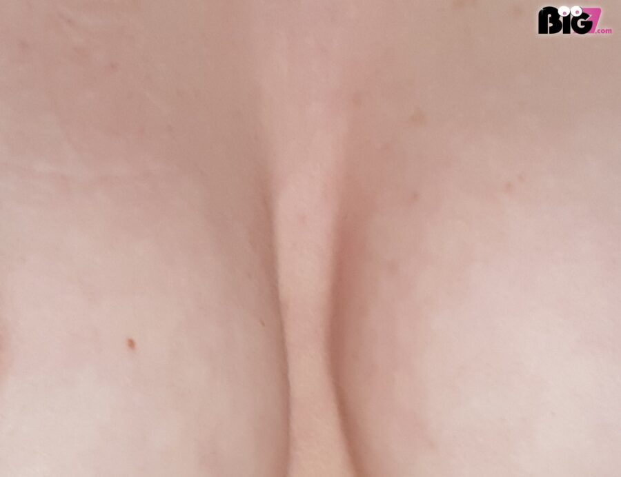 Milenja – Hier Live beim Camsex