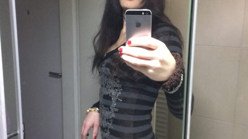 NikolettaTS – Hier Live beim Camsex
