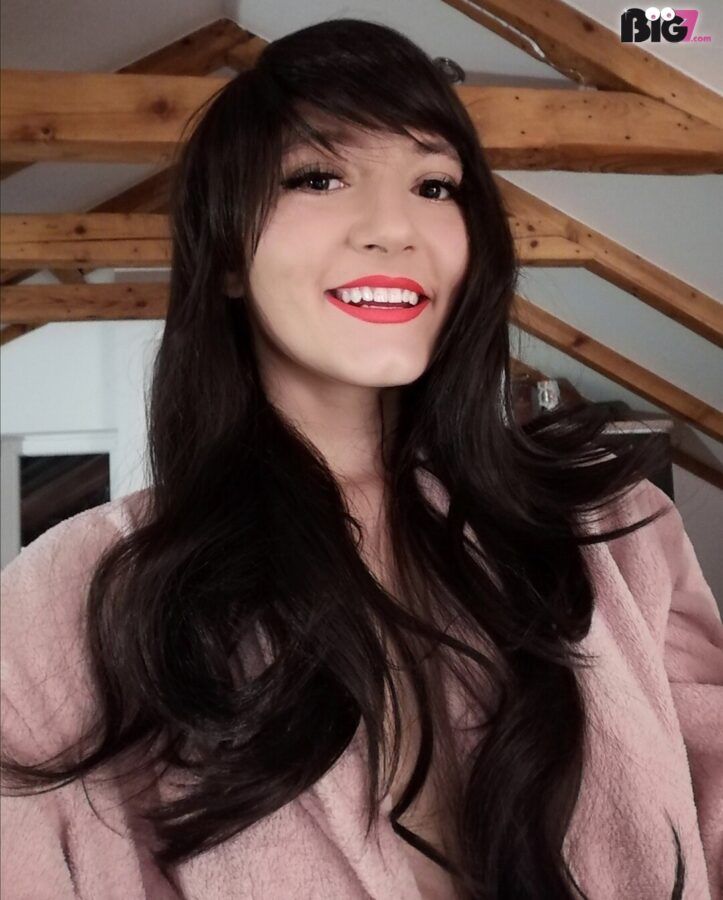 Xliciousfull – Hier Live beim Camsex