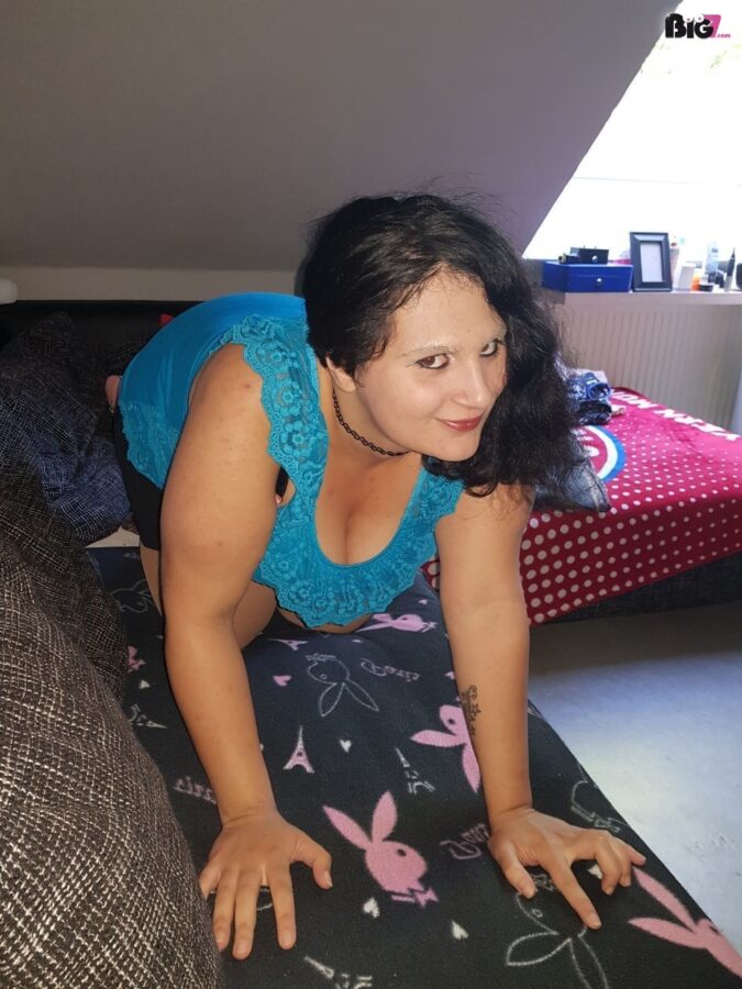 Sexygil0308 – Hier Live beim Camsex