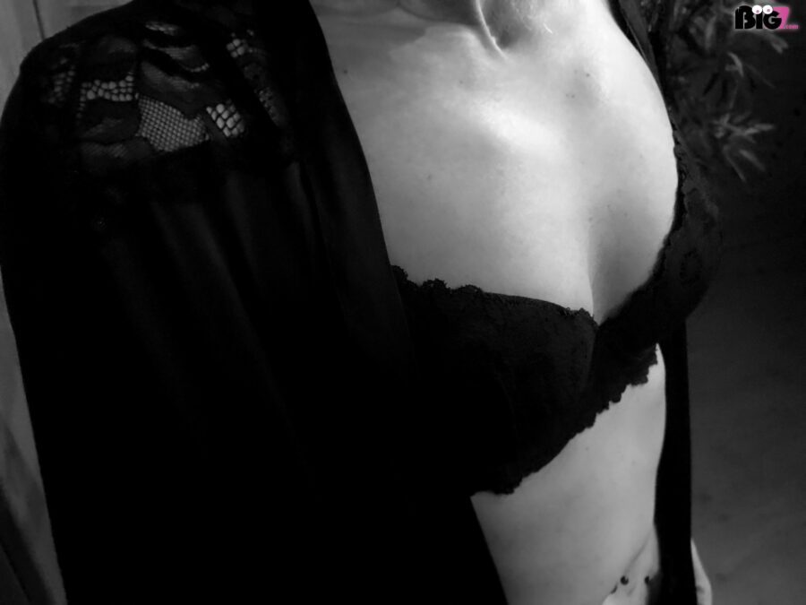 HeissesTeufelchen – Hier Live beim Camsex